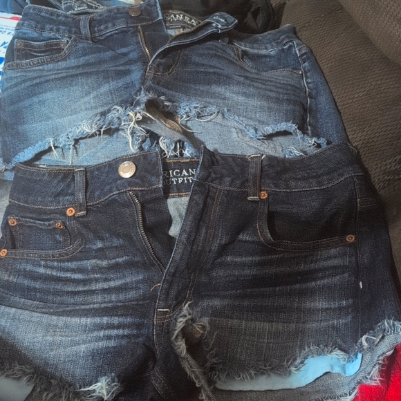 Shorts - Picture 1 of 6